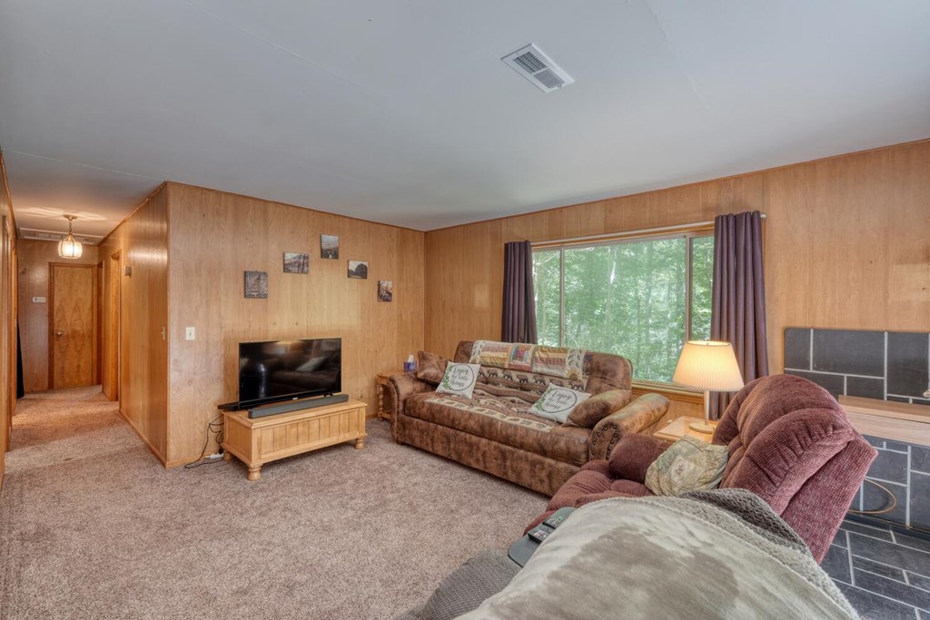 8088 Ivylog Gap Road Young Harris, GA 30582 - Photo 11 of 39 Gallery Image 11