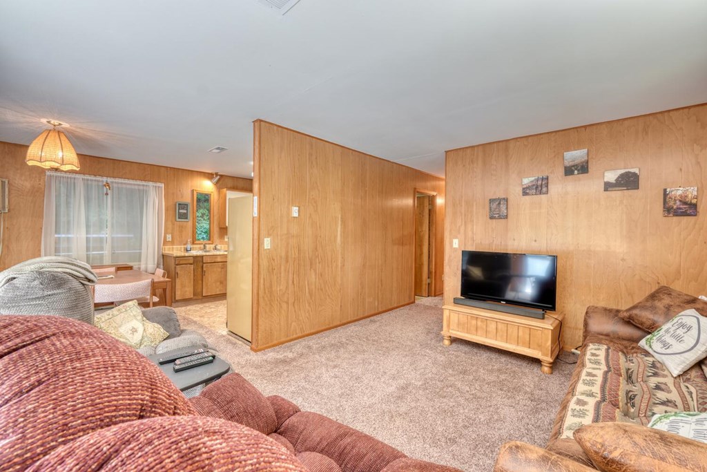 8088 Ivylog Gap Road Young Harris, GA 30582 - Photo 12 of 39 Gallery Image 12