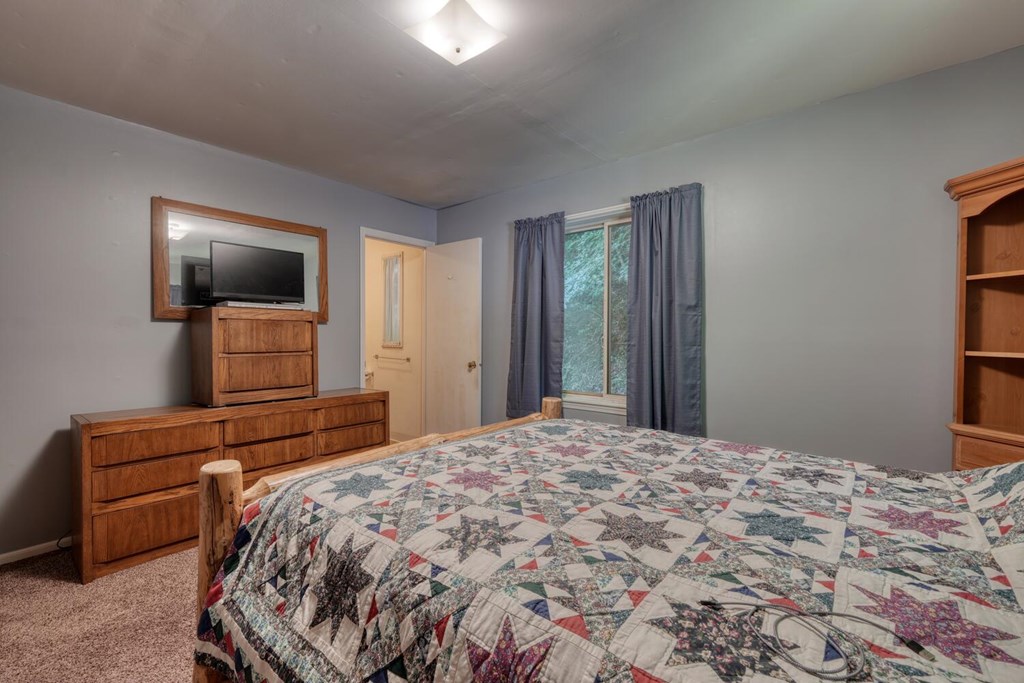 8088 Ivylog Gap Road Young Harris, GA 30582 - Photo 21 of 39 Gallery Image 21