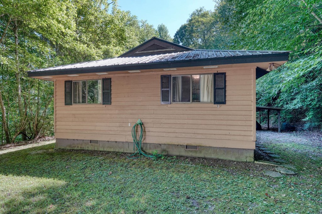8088 Ivylog Gap Road Young Harris, GA 30582 - Photo 8 of 39 Gallery Image 8