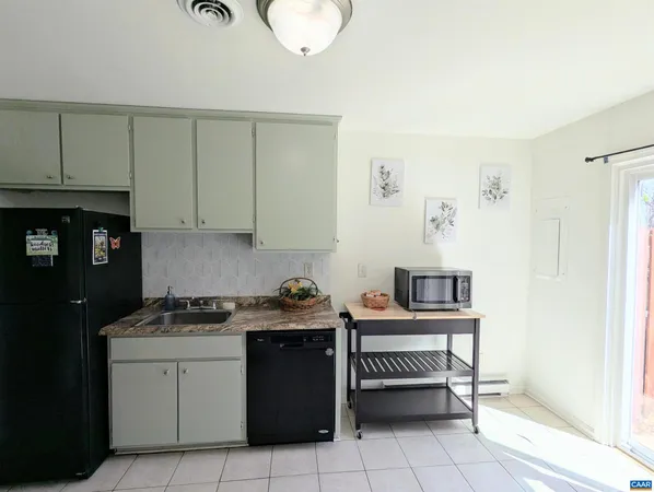 $638,000 | 2520 Naylor Street, Charlottesville, VA 22903