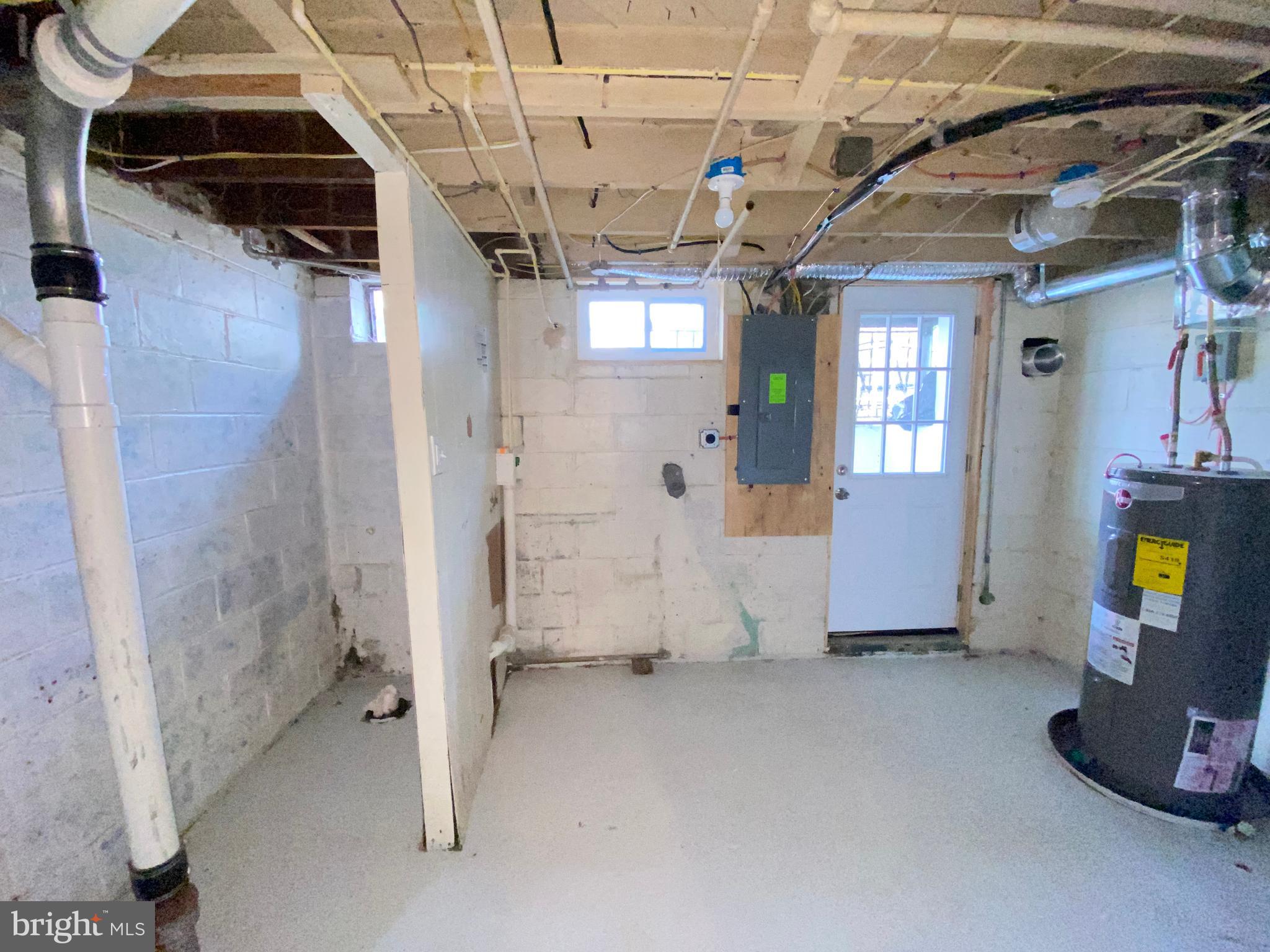 3709 Clarenell Road Baltimore, MD 21229 - Photo 31 of 31 Interior