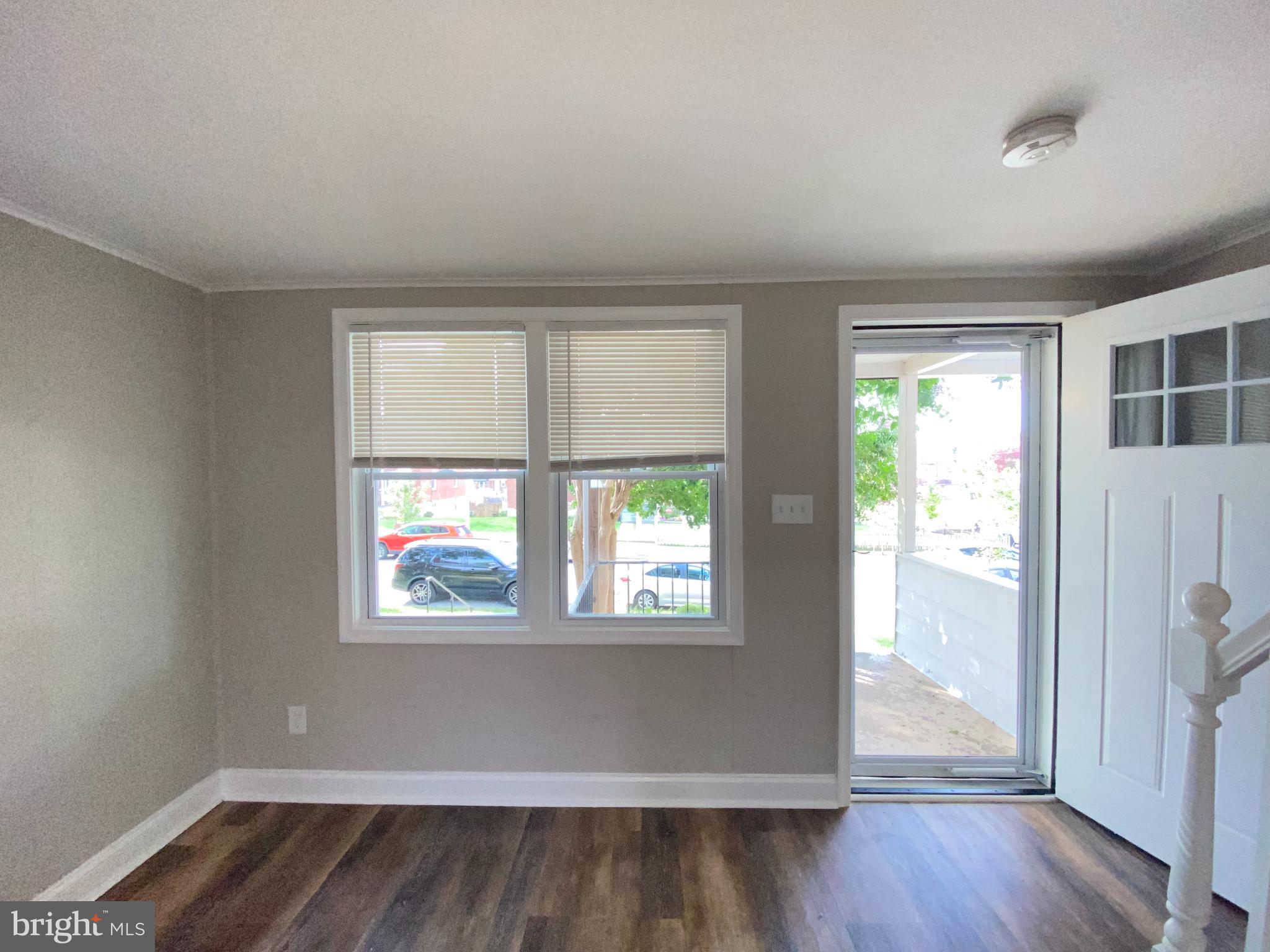 3709 Clarenell Road Baltimore, MD 21229 - Photo 8 of 31 Interior