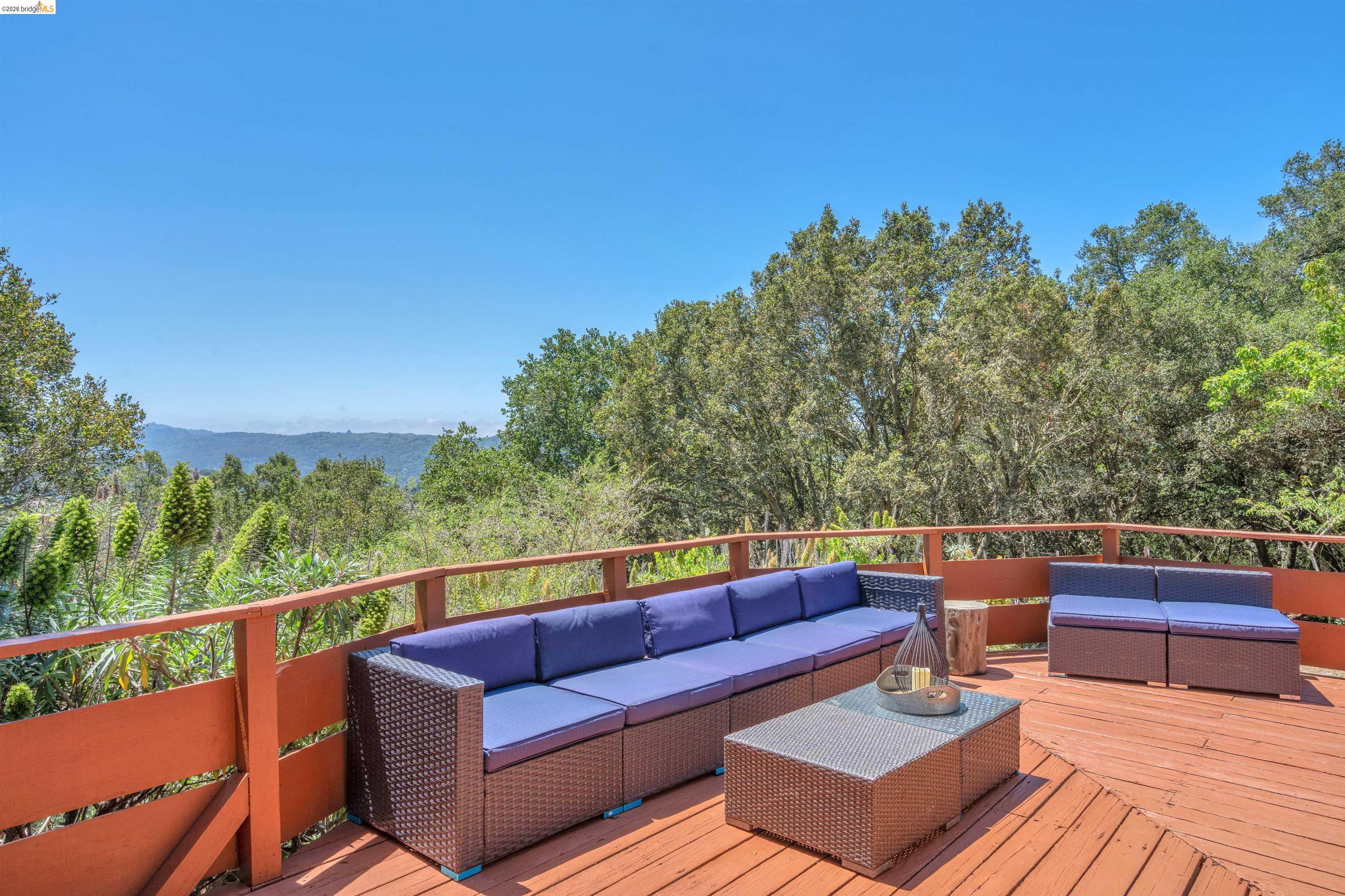 7001 Monte Verde Road El Sobrante, CA 94803 - Photo 22 of 53