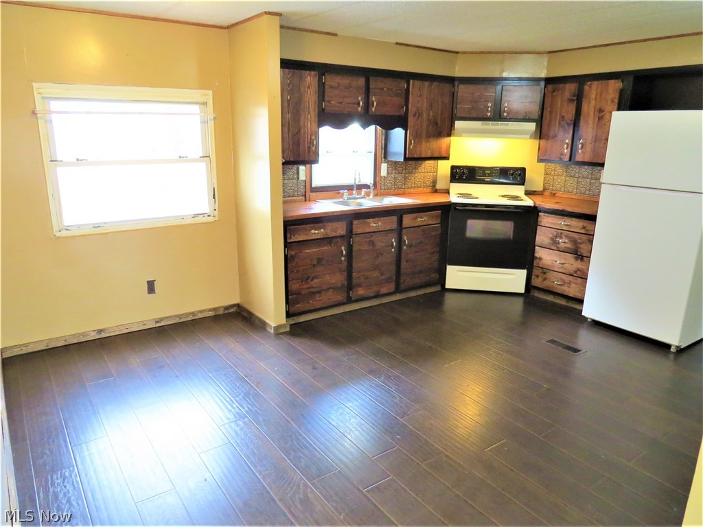 27 Amsterdam Road Southeast Scio, OH 43988 - Photo 8 of 27 Gallery Image 8