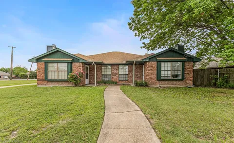 $360,000 | 2614 Stanford Street, Rowlett, TX 75088