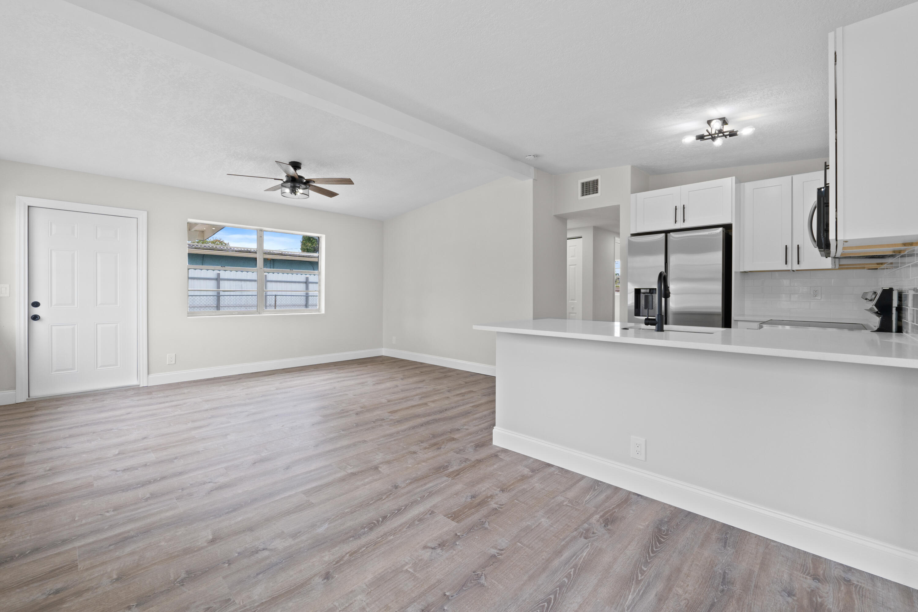 2415 Lewis Road West Palm Beach, FL 33415 - Photo 5 of 31 DSC03278