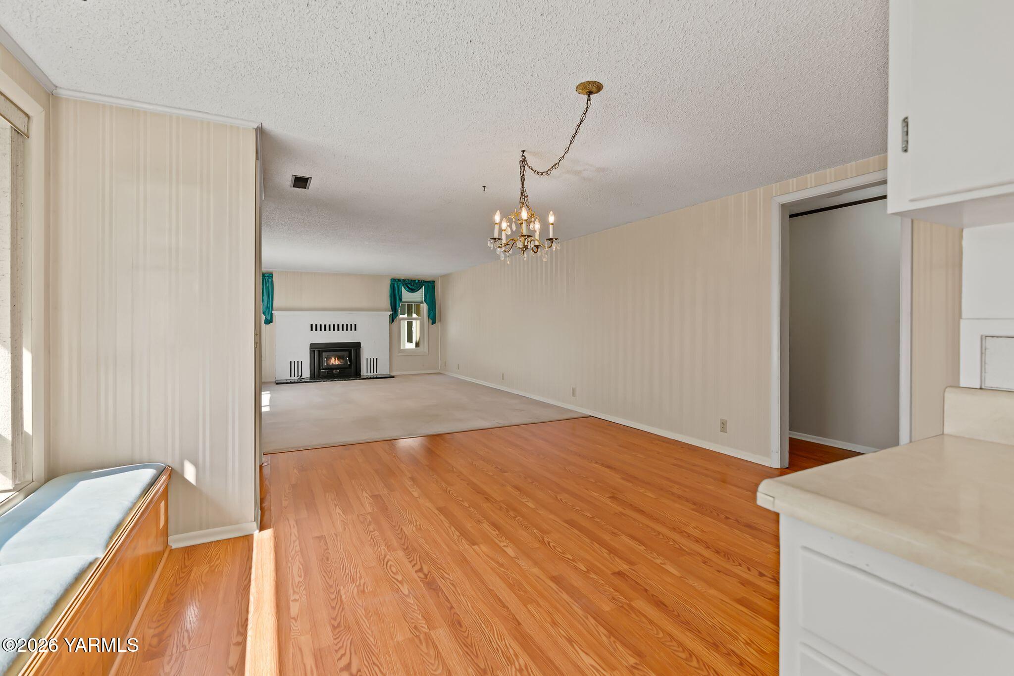 3690 Konnowac Pass Road Wapato, WA 98951 - Photo 8 of 39 Dining Area