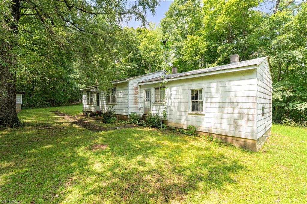 955 Valleystream Road Winston-Salem, NC 27104 - Photo 9 of 19 Gallery Image 9