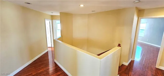 $2,500 | 5876 Capsicum Court, Las Vegas, NV 89118