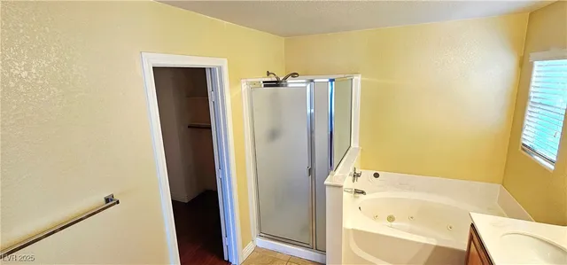 $2,500 | 5876 Capsicum Court, Las Vegas, NV 89118