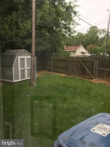 $1,600 | 119 Cameron Street, Berryville, VA 22611