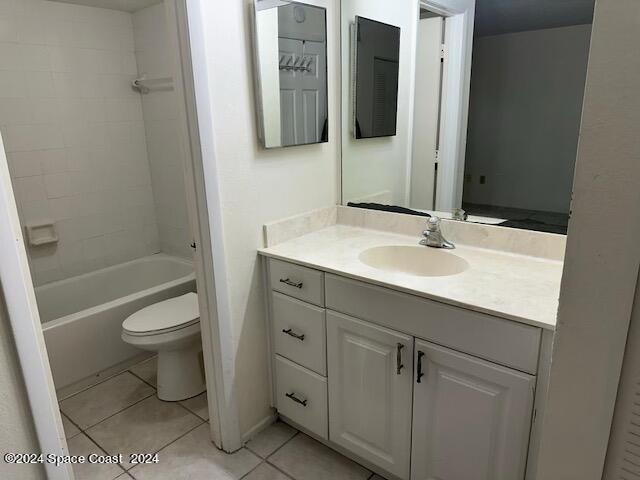 1445 Malibu Circle Northeast, Unit 102 Palm Bay, FL 32905 - Photo 6 of 22 Main Bathroom