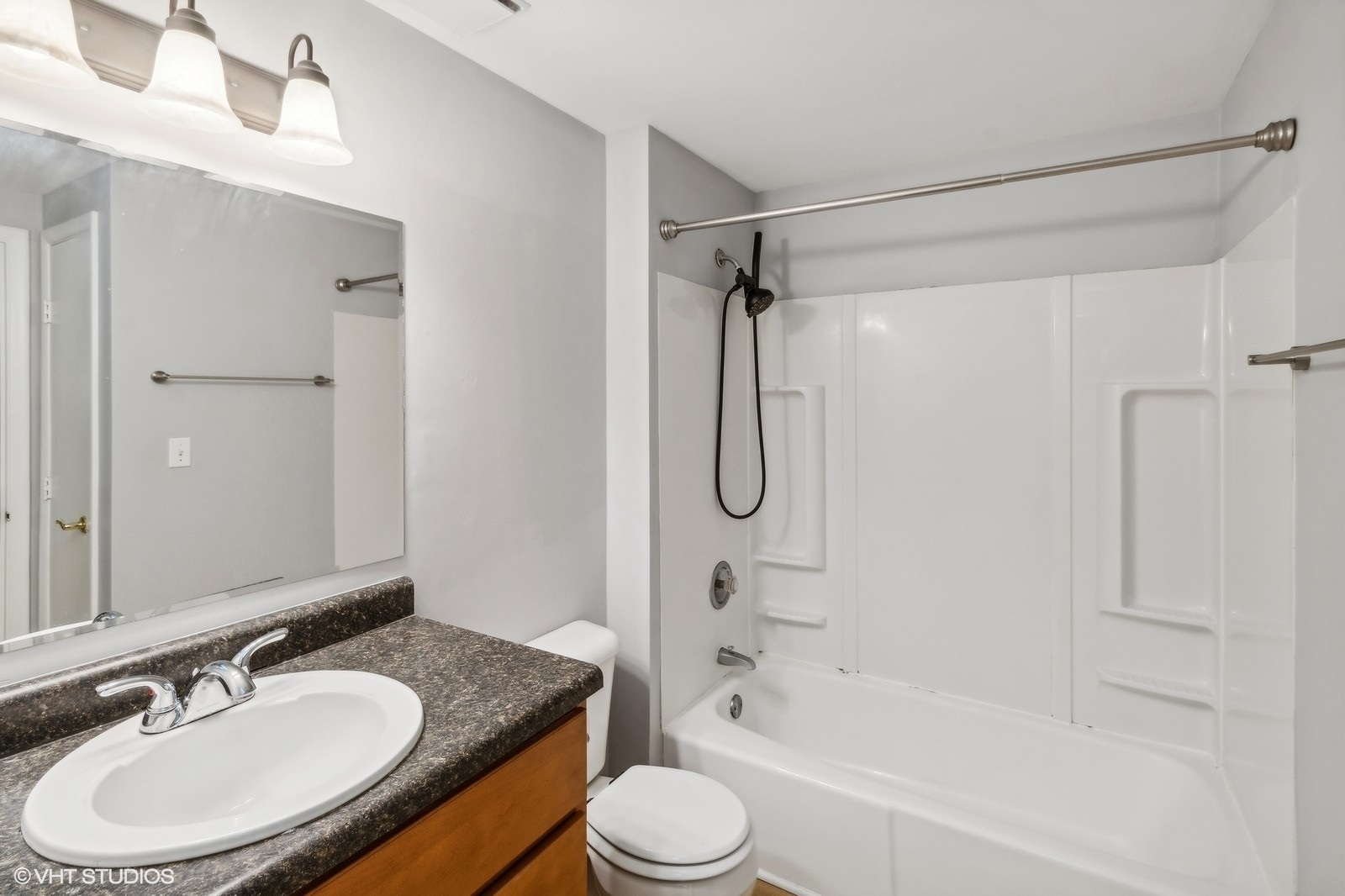 131 West Lake Cook Road Palatine, IL 60074 - Photo 19 of 27 Gallery Image 19