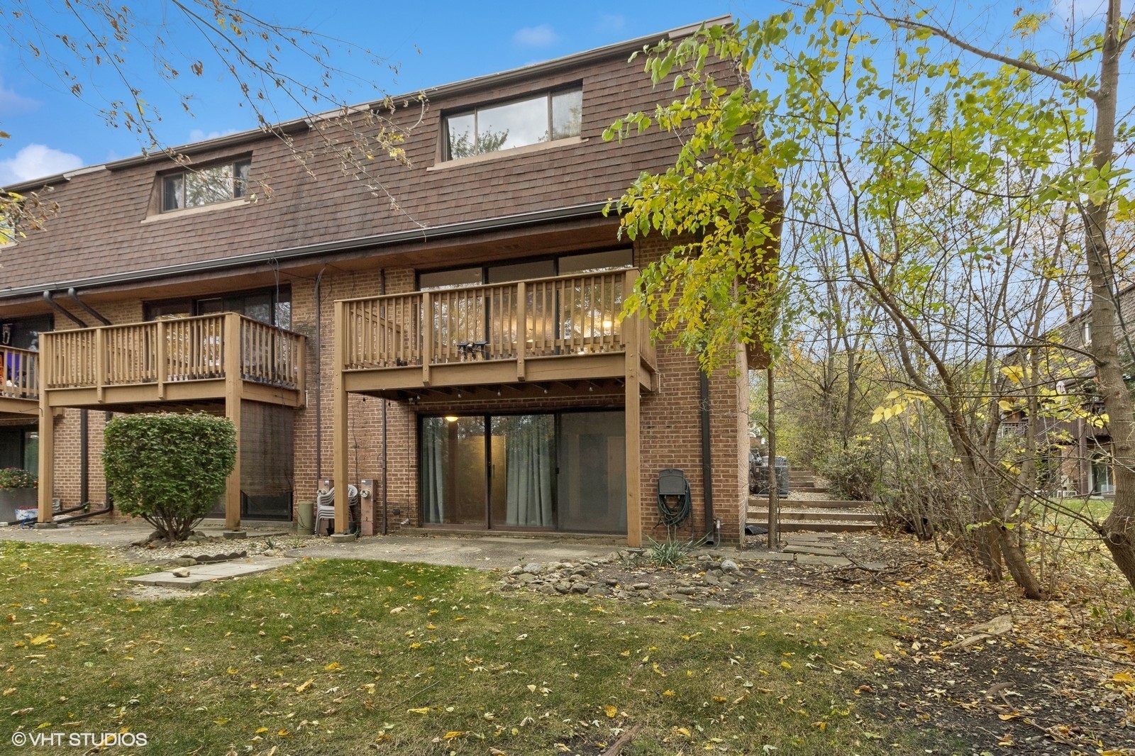 131 West Lake Cook Road Palatine, IL 60074 - Photo 2 of 27 Gallery Image 2