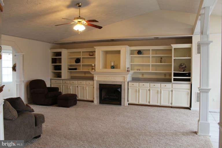 1220 Hollow Road Gore, VA 22637 - Photo 5 of 30 Family Room