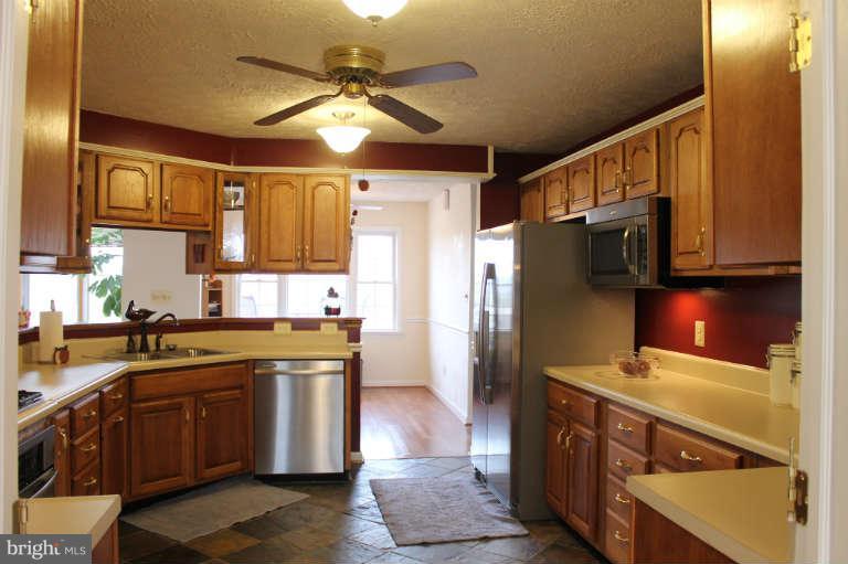 1220 Hollow Road Gore, VA 22637 - Photo 8 of 30 Kitchen