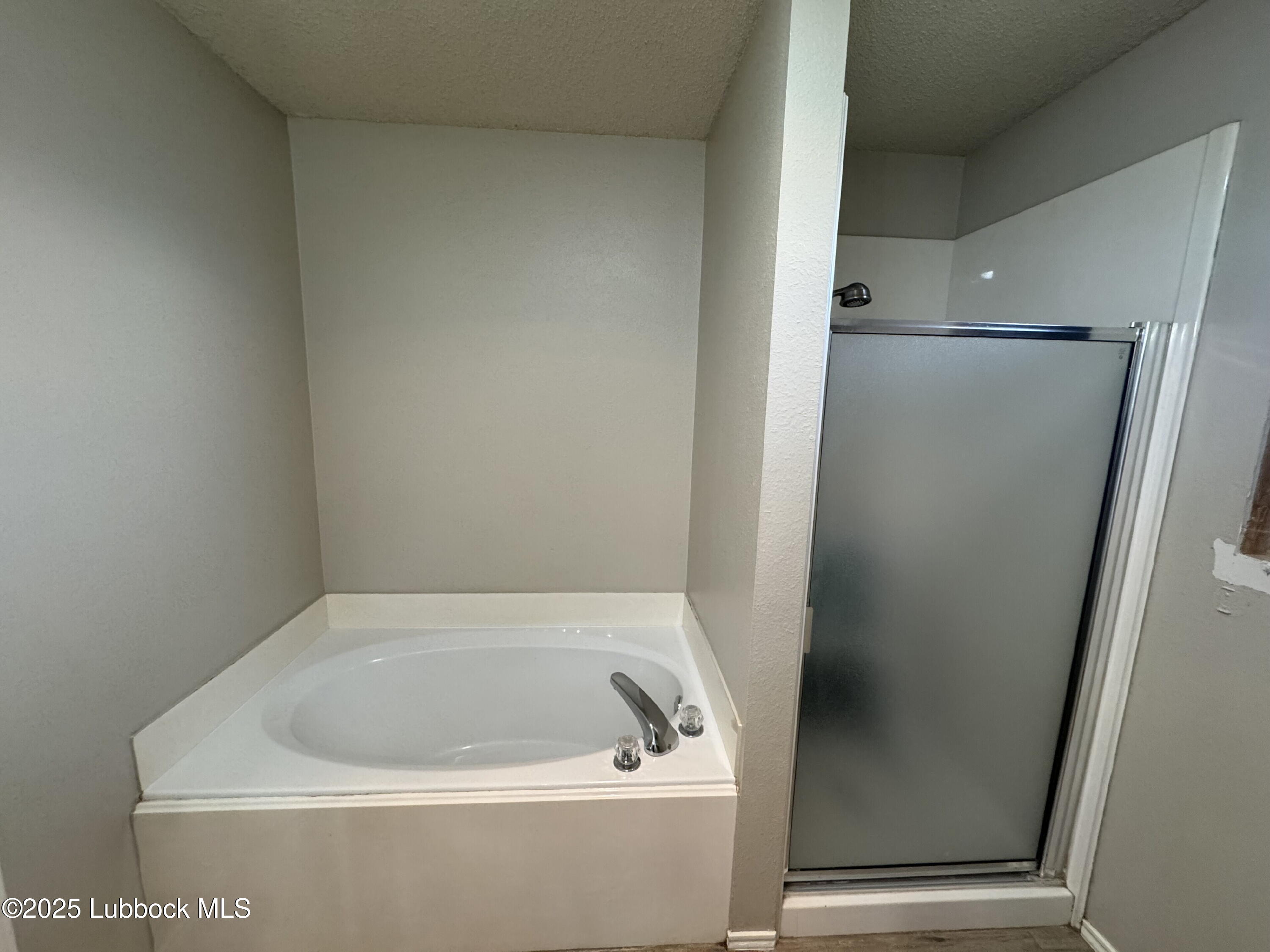 6811 6th Street Lubbock, TX 79416 - Photo 7 of 13 IMG_6580