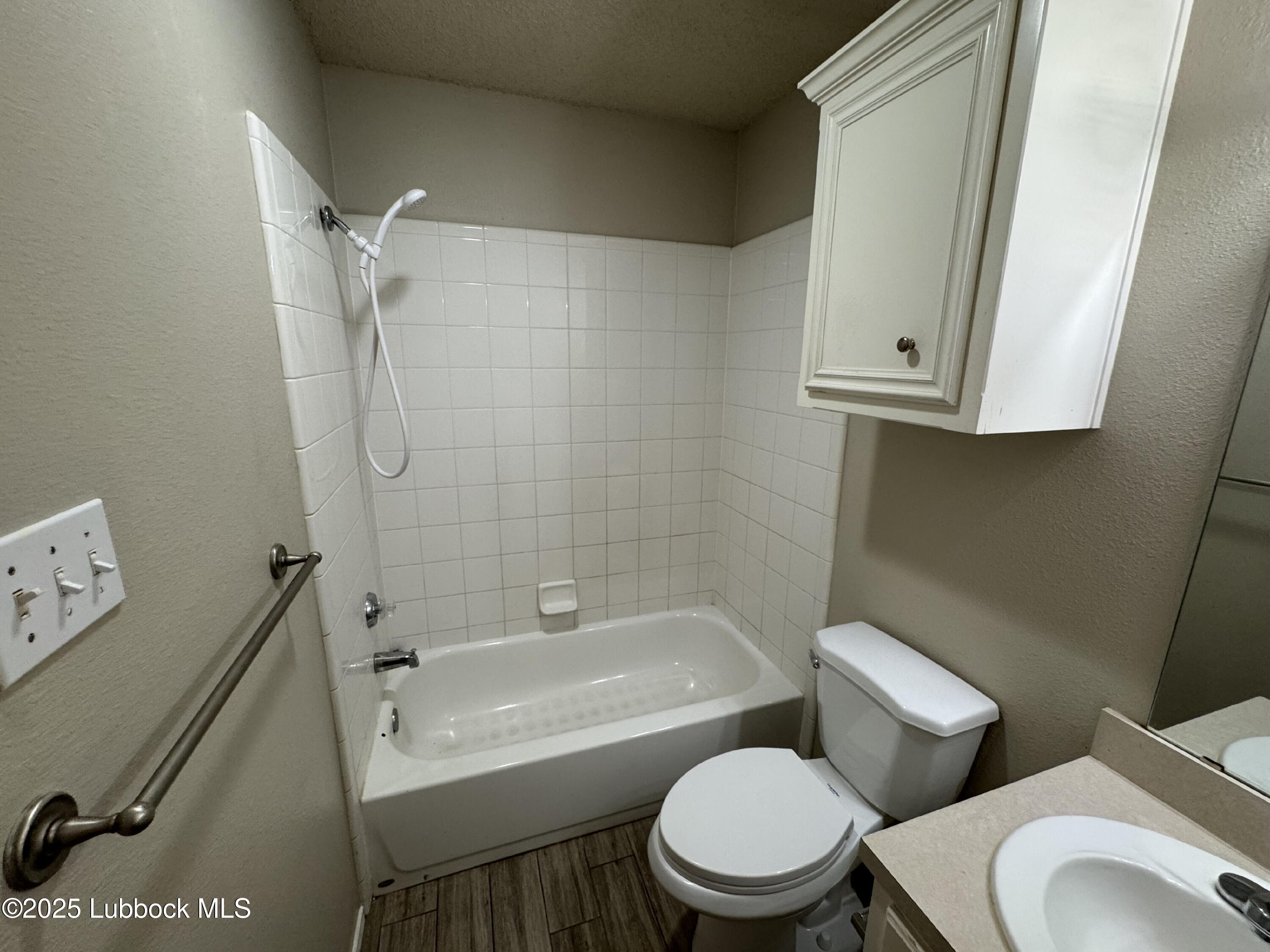 6811 6th Street Lubbock, TX 79416 - Photo 9 of 13 IMG_6584