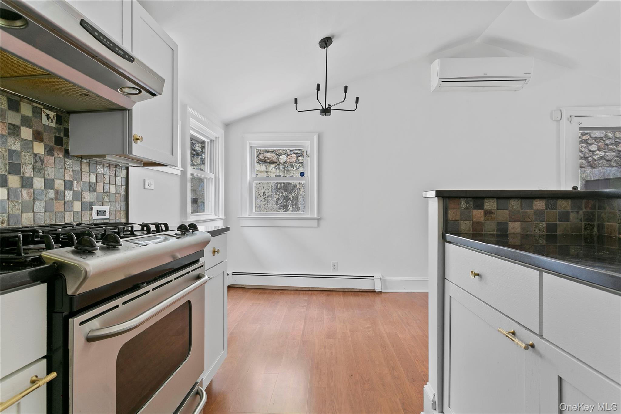 392 Main Street Cold Spring, NY 10516 - Photo 13 of 28