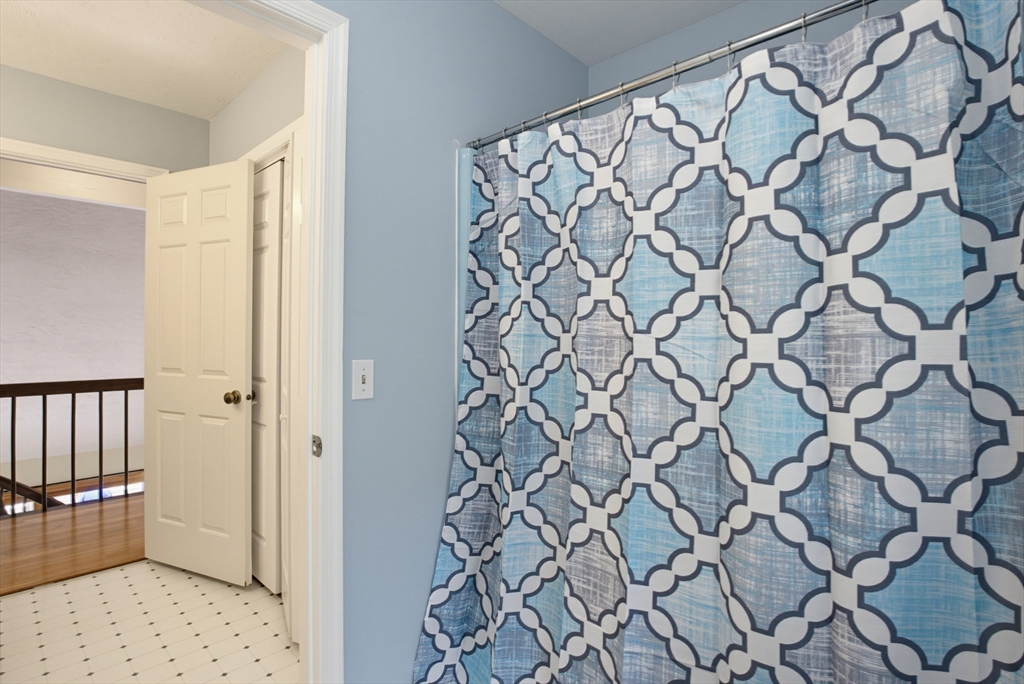 47 Old Village Road Sturbridge, MA 01566 - Photo 24 of 42