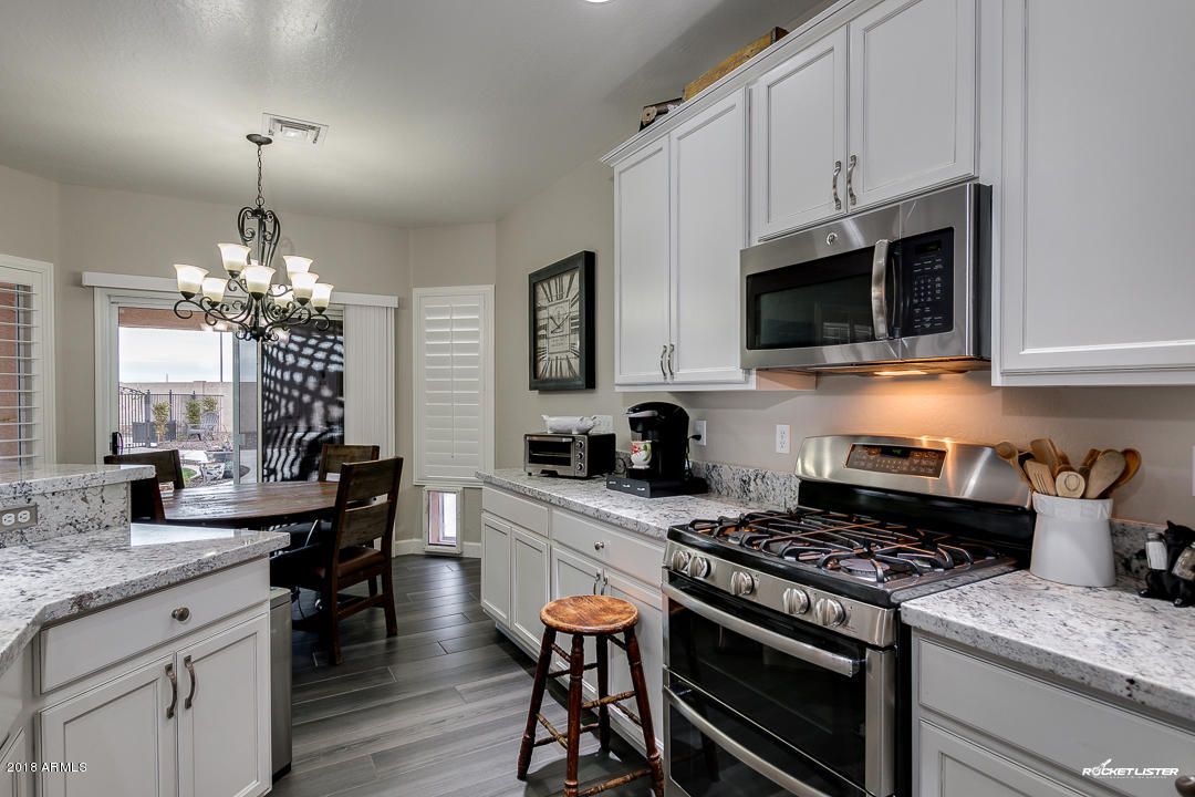 3786 East Del Rio Street Gilbert, AZ 85295 - Photo 14 of 112 19-Del Rio