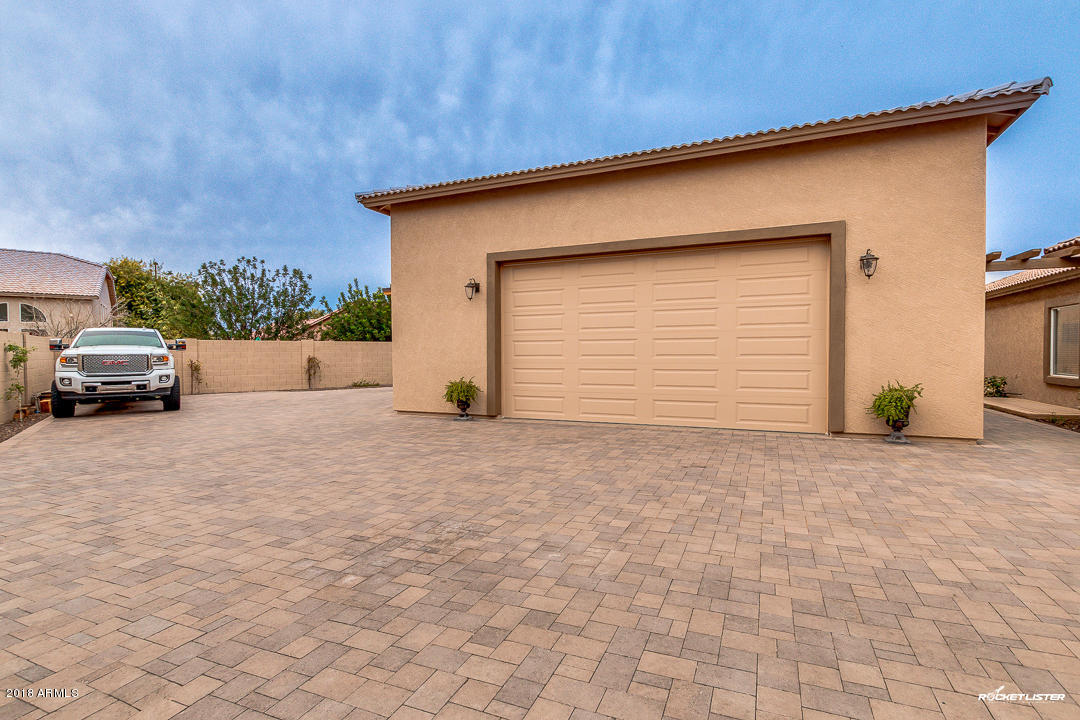 3786 East Del Rio Street Gilbert, AZ 85295 - Photo 79 of 112 88-Del Rio