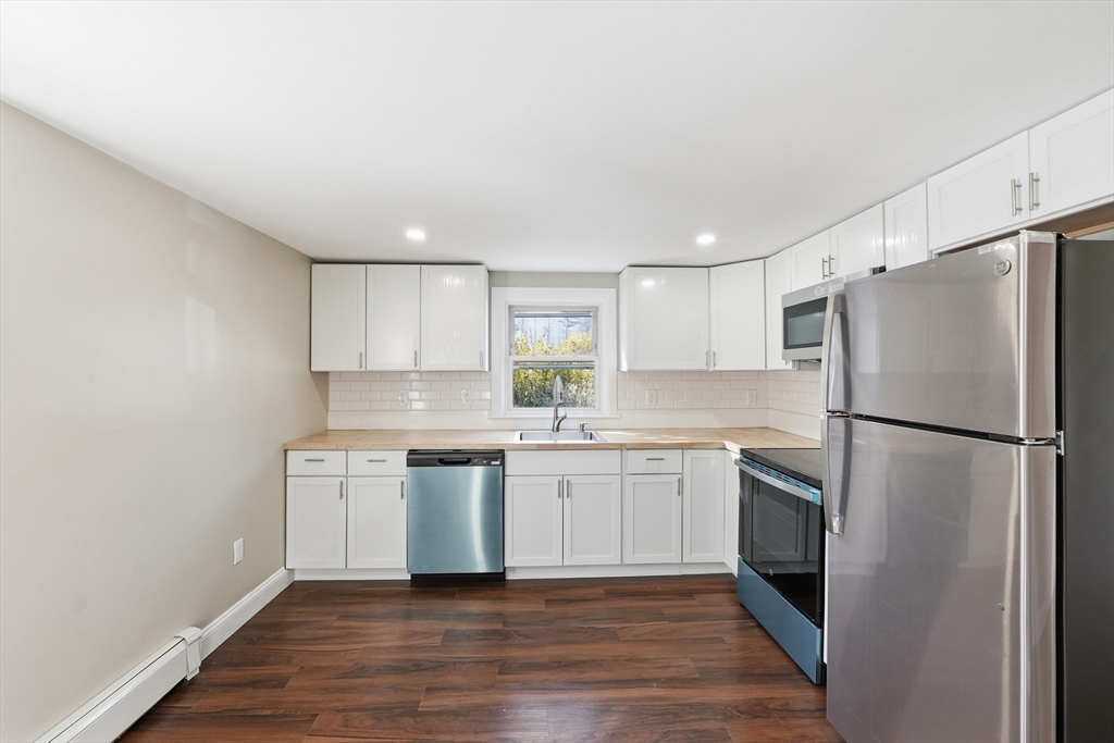 542 Oak Hill Road Fitchburg, MA 01420 - Photo 13 of 33