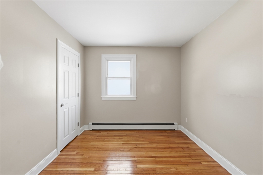 542 Oak Hill Road Fitchburg, MA 01420 - Photo 18 of 33