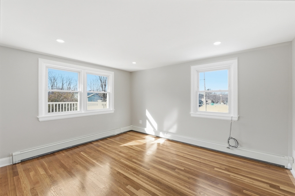 542 Oak Hill Road Fitchburg, MA 01420 - Photo 21 of 33
