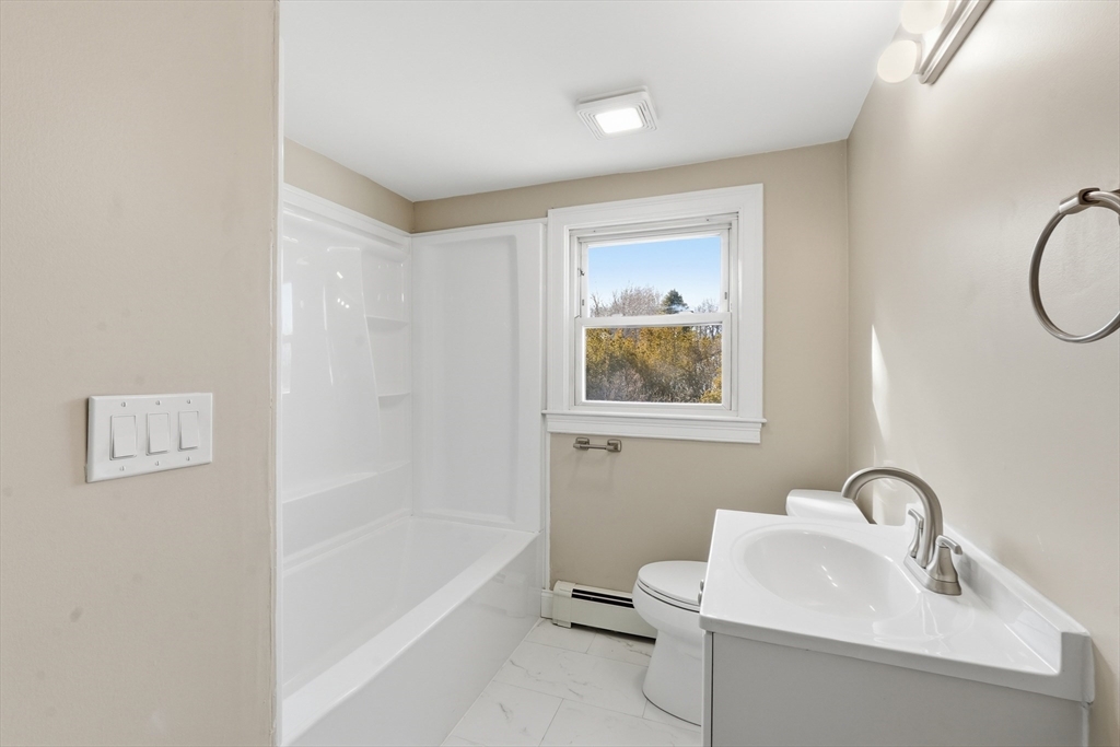 542 Oak Hill Road Fitchburg, MA 01420 - Photo 24 of 33