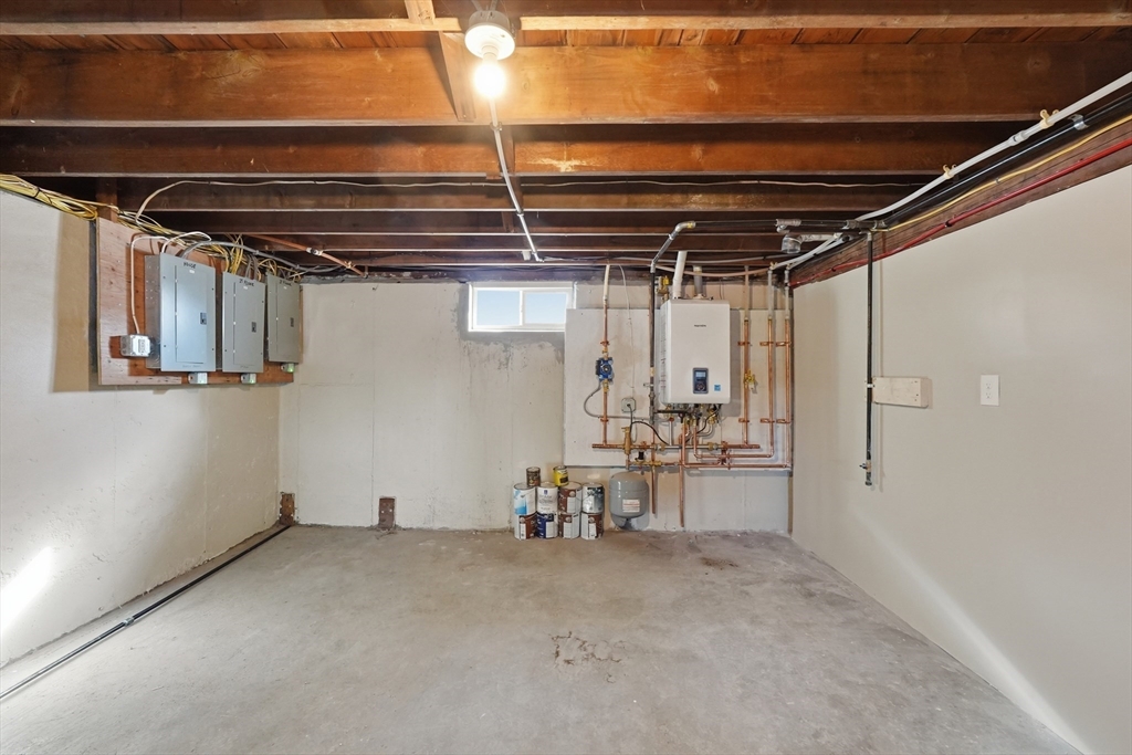 542 Oak Hill Road Fitchburg, MA 01420 - Photo 25 of 33