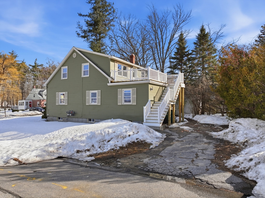 542 Oak Hill Road Fitchburg, MA 01420 - Photo 3 of 33