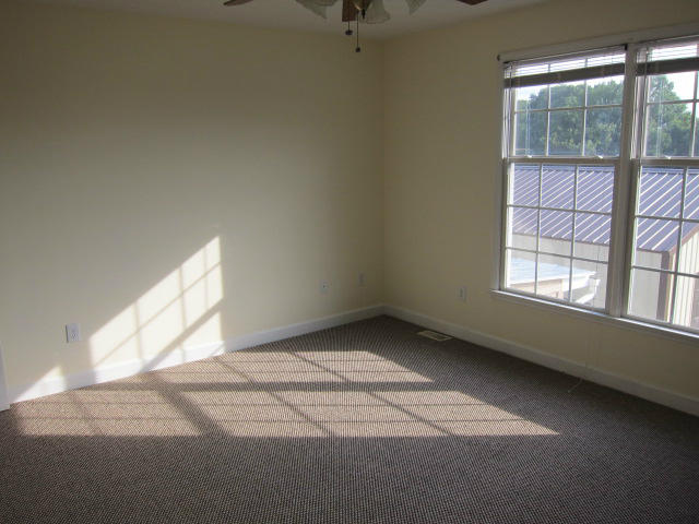 651 Shumate Road Peterstown, WV 24963 - Photo 23 of 42 Gallery Image 23