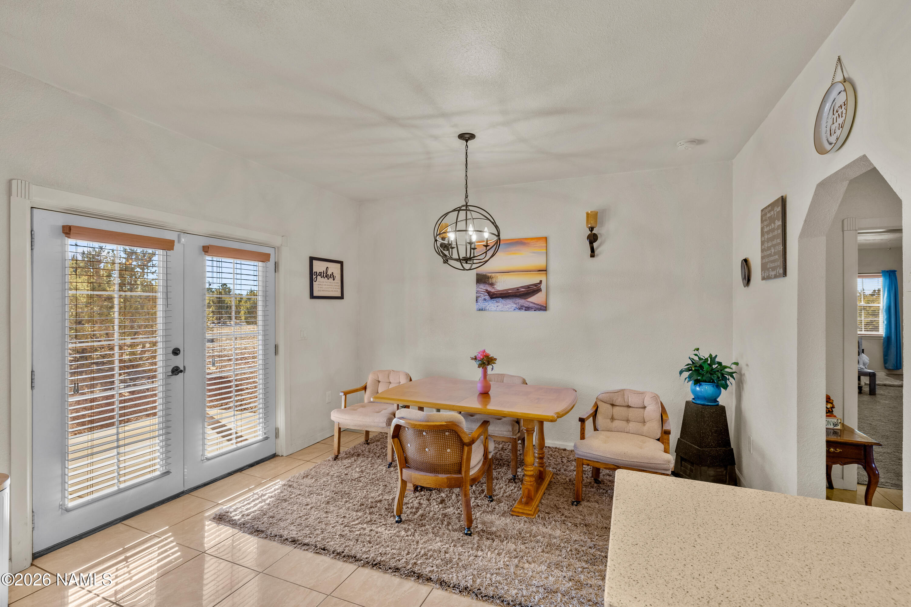 8187 Cassity Trail Williams, AZ 86046 - Photo 12 of 49 Dining Area