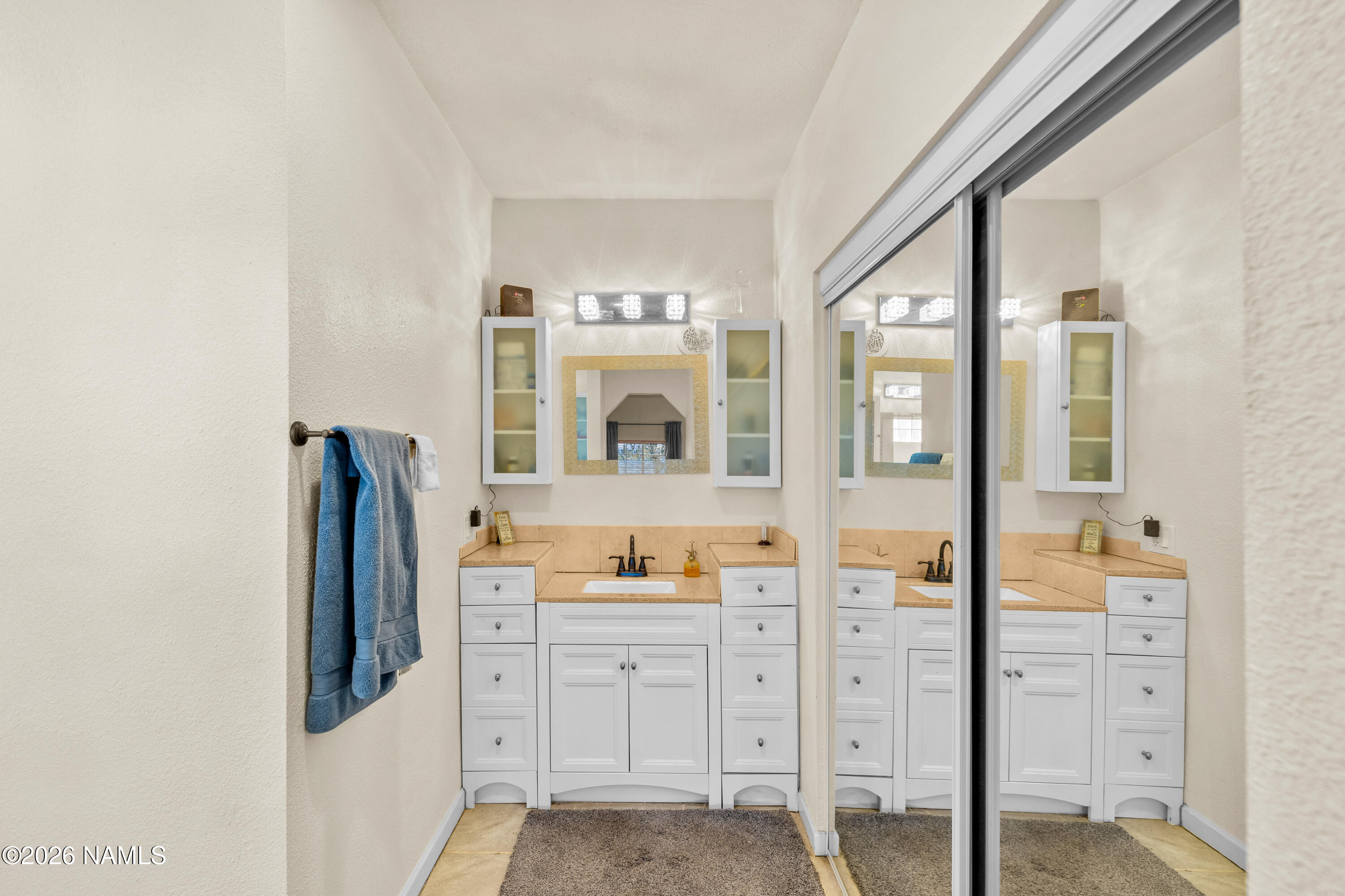 8187 Cassity Trail Williams, AZ 86046 - Photo 29 of 49 Half Bath