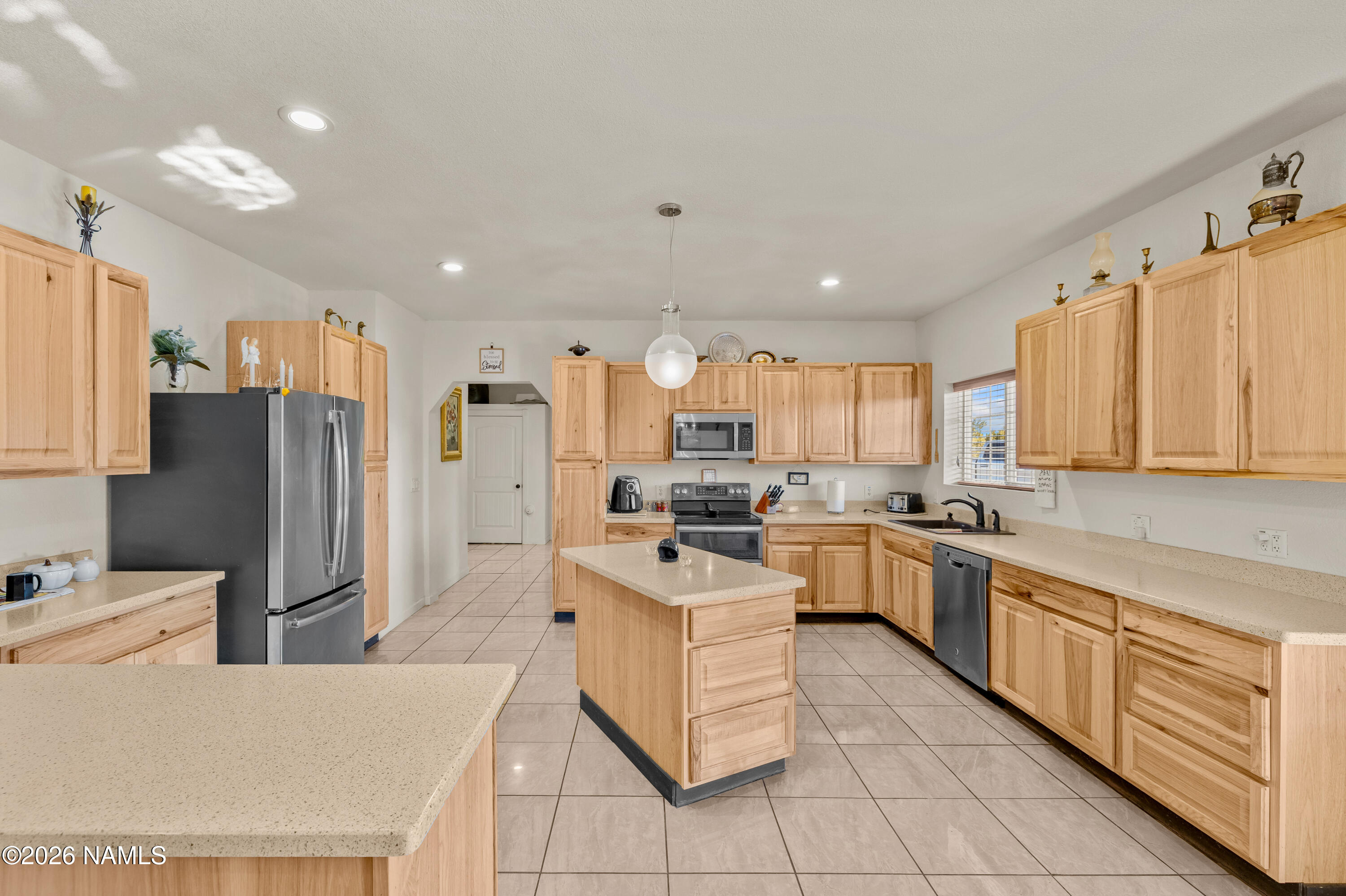 8187 Cassity Trail Williams, AZ 86046 - Photo 8 of 49 Well Appointed Kitchen
