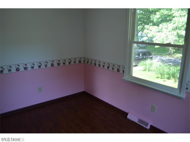 1948 Aberdeen Road Madison, OH 44057 - Photo 7 of 13