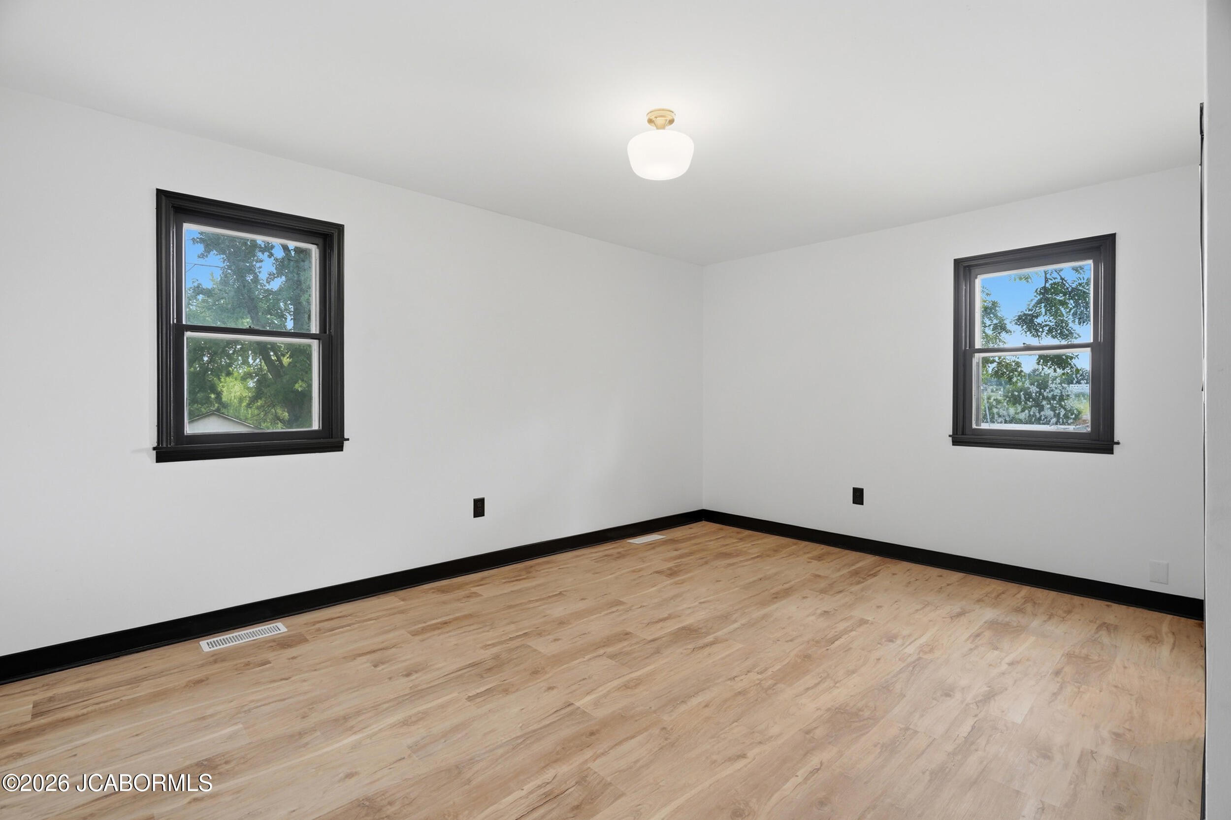 13409 Rte C Russellville, MO 65074 - Photo 15 of 40