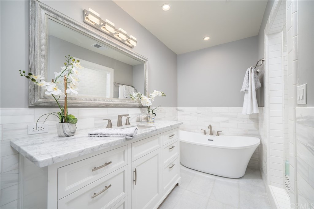 10924 Topeka Drive Porter Ranch, CA 91326 - Photo 15 of 29