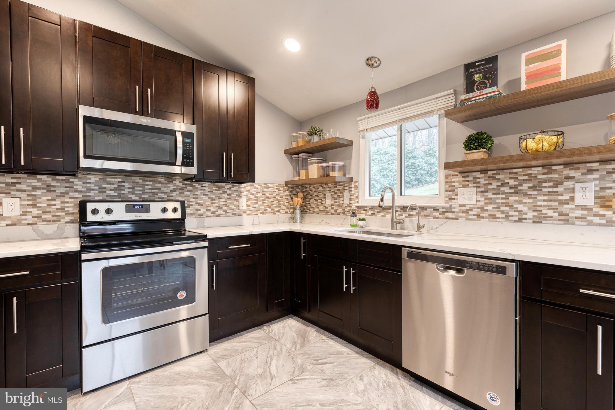 929 Cromwell Bridge Road Towson, MD 21286 - Photo 8 of 25 Gallery Image 8