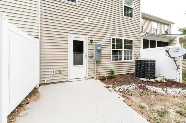 a view of washer and dryer