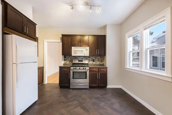 $335,000 | 942-944 Sherman Street Southeast, Grand Rapids, MI 49506