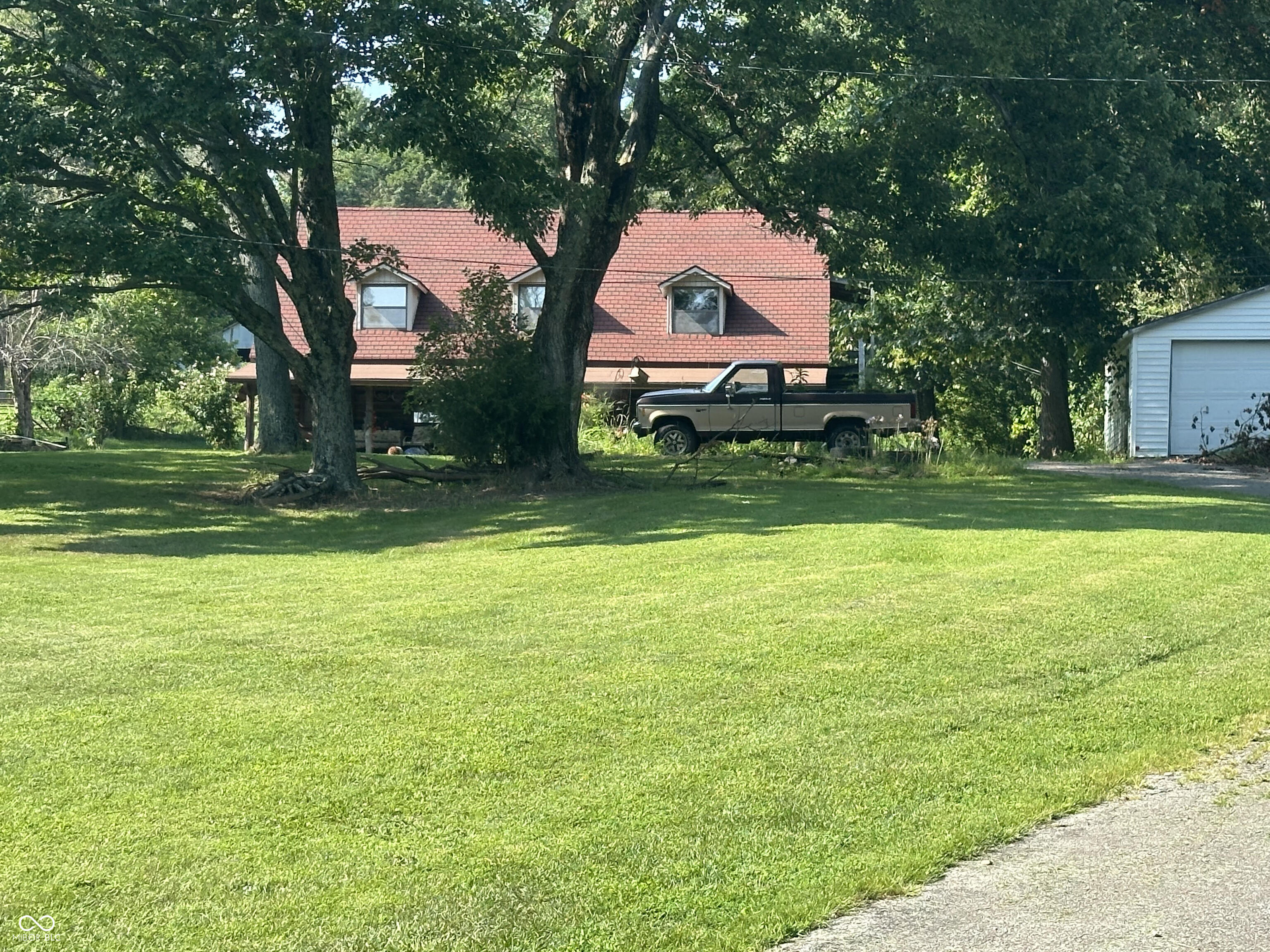 7230 West May Road Bloomington, IN 47403 - Photo 2 of 4