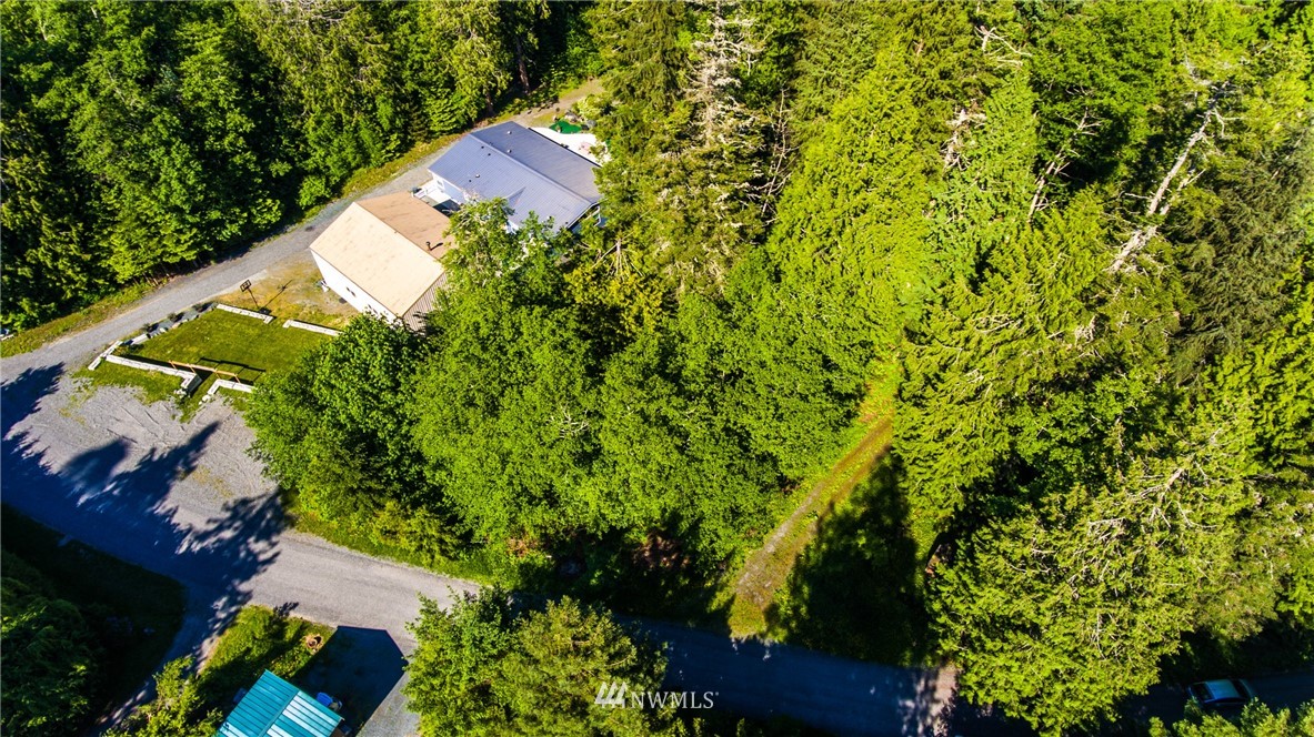 14073 Crater Lake Road Anacortes, WA 98221 - Photo 3 of 6 Gallery Image 3