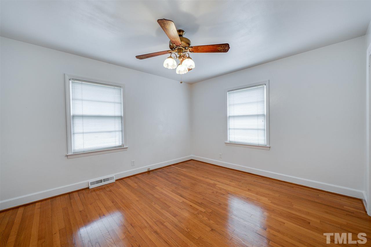 1317 Hamlin Road Durham, NC 27704 - Photo 13 of 19 Gallery Image 13