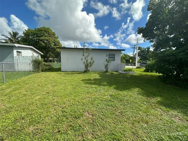 $3,100 | Lake Forest, West Park, FL 33023