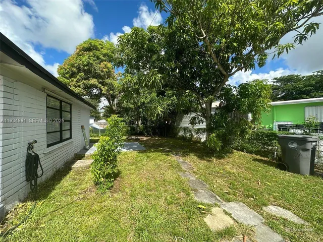 $3,100 | Lake Forest, West Park, FL 33023