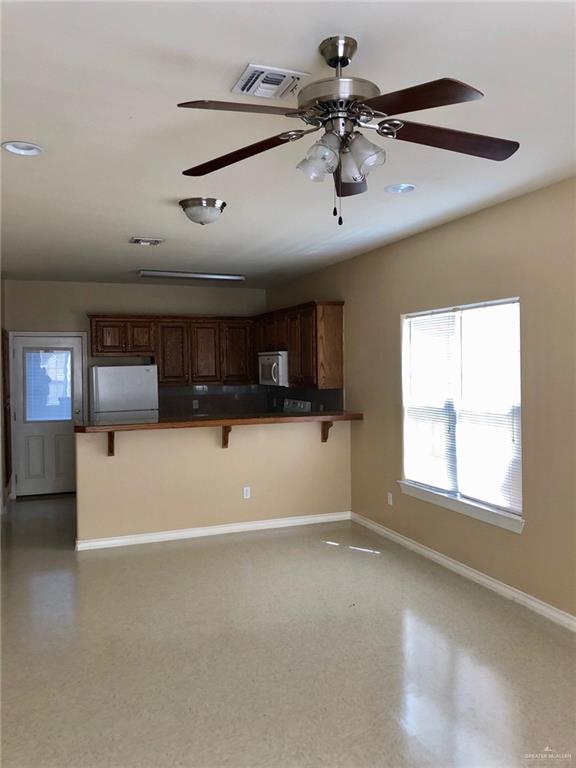 804 North Taylor Road, Unit 29 Mission, TX 78572 - Photo 3 of 27 a view of a livingroom with furniture and a window