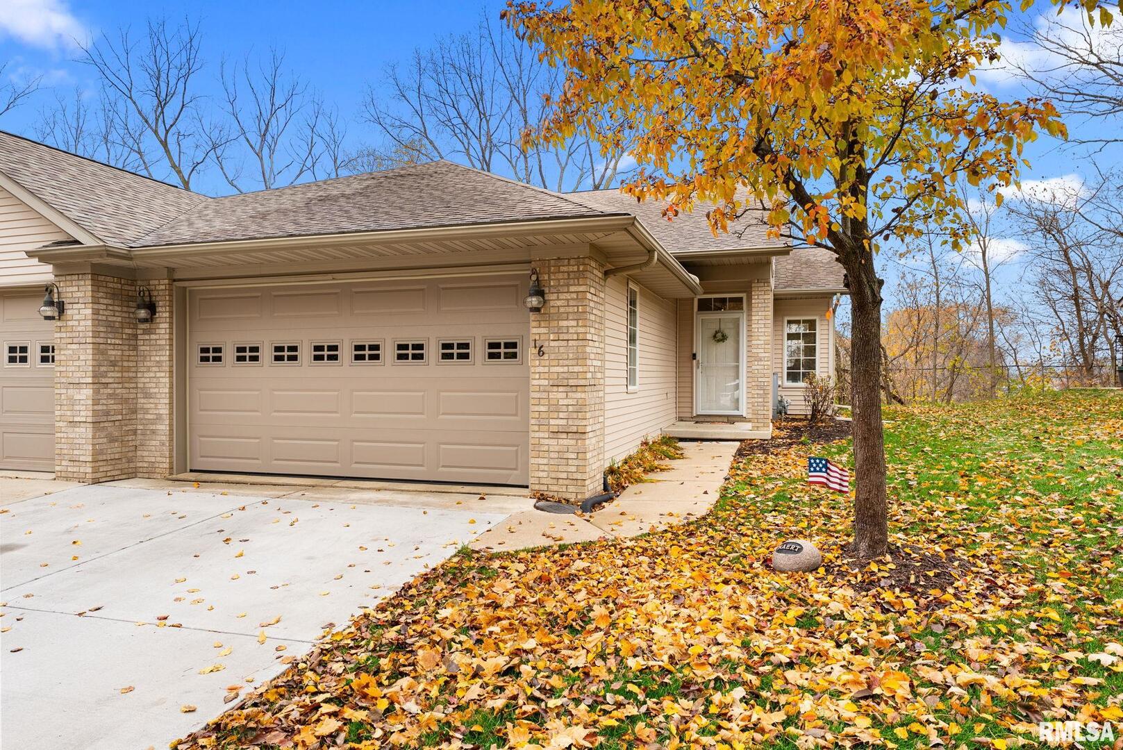 16 Cherry Hill, Unit 16 Hampton, IL 61256 - Photo 17 of 20